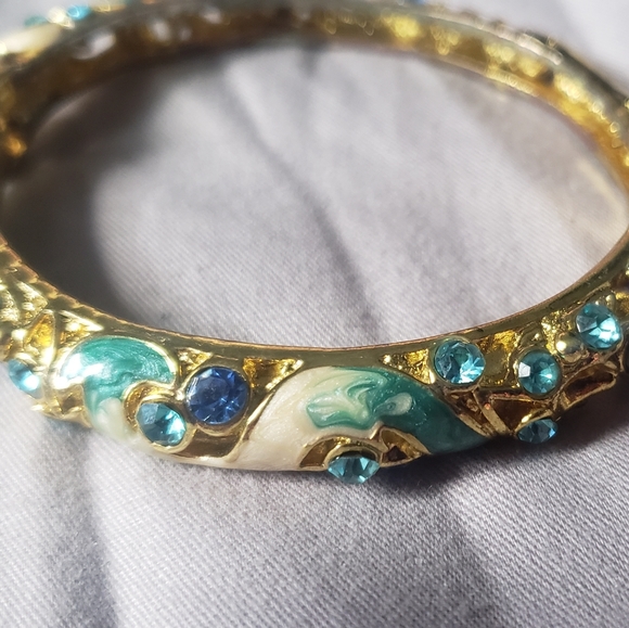 Bracelet - Picture 3 of 3